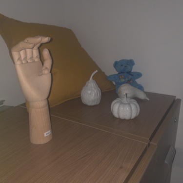 Table real input image captured with co-located light and camera